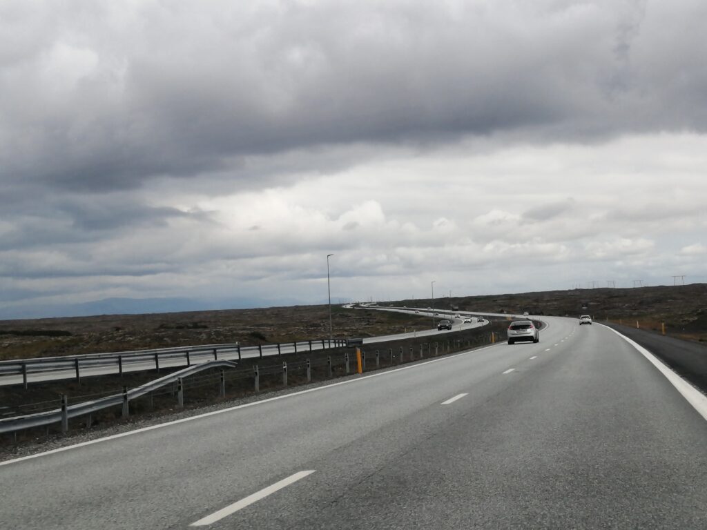 アイスランドの道路
